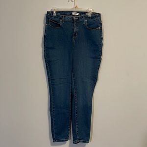Womens Just Fab Jeans